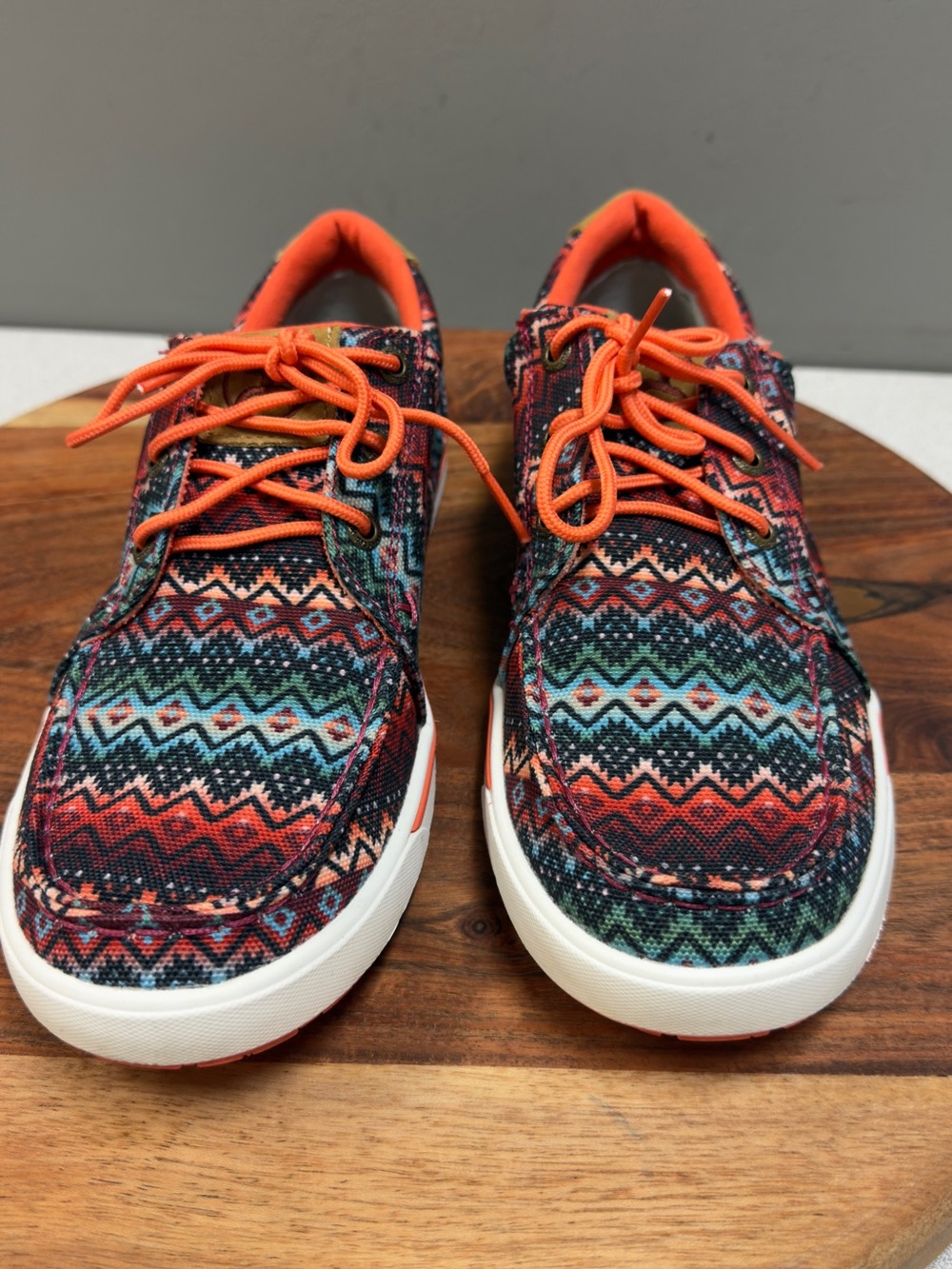 Twisted X Hooey Loper sneakers sz 8 Aztec Print